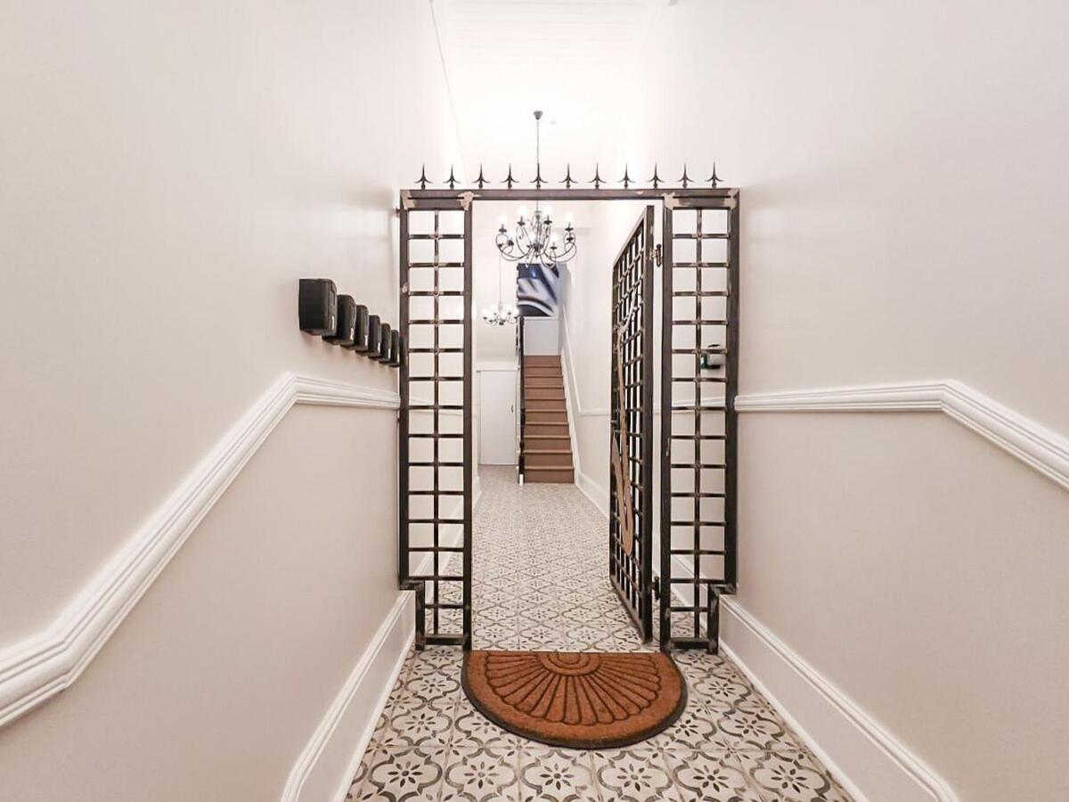 Classy And Newly Renovated In Observatory Appartement Le Cap